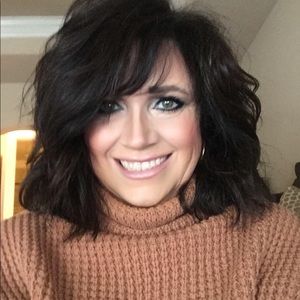 Meet your Posher, Christine